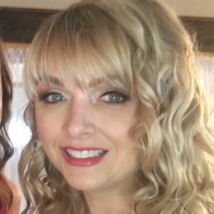 Meet your Posher, Suzanne